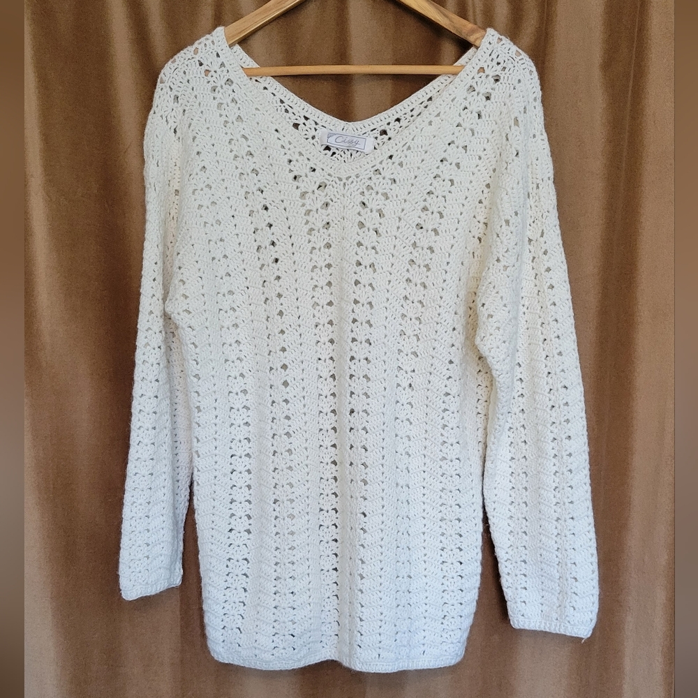 Vintage Soft White V Neck Sweater